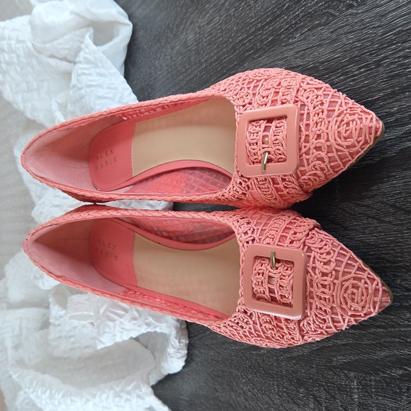 Alex Marie ASHTON Coral Crochet Pointed Kitten Heels with Buckle 10M Coral PINK - Picture 11 of 16